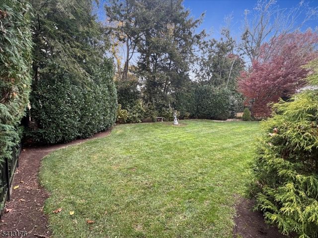 127 Central Ave, Glen Rock Boro, NJ 07452