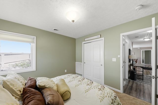 648 N Tanglewood Drive 648 N Tanglewood Drive, Springfield, OH 45504