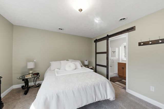 648 N Tanglewood Drive 648 N Tanglewood Drive, Springfield, OH 45504