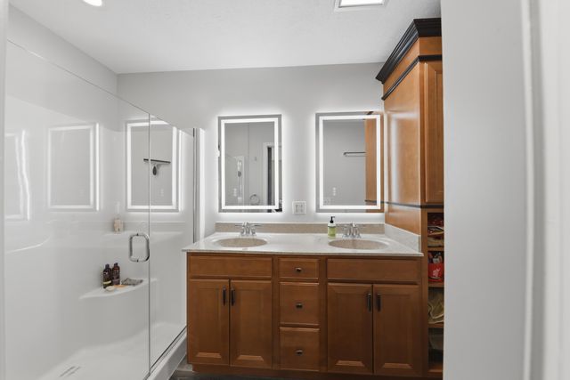 648 N Tanglewood Drive 648 N Tanglewood Drive, Springfield, OH 45504