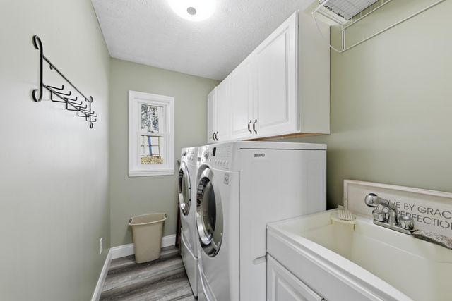 648 N Tanglewood Drive 648 N Tanglewood Drive, Springfield, OH 45504