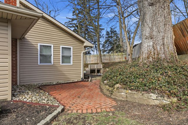 648 N Tanglewood Drive 648 N Tanglewood Drive, Springfield, OH 45504