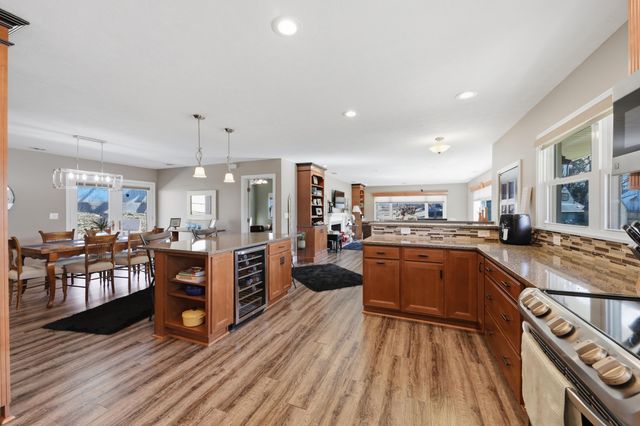 648 N Tanglewood Drive 648 N Tanglewood Drive, Springfield, OH 45504