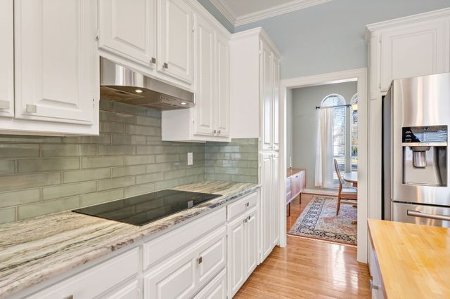 510 Springbranch Drive, Keller, TX 76248