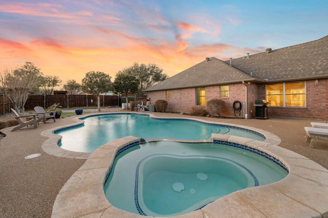 510 Springbranch Drive, Keller, TX 76248