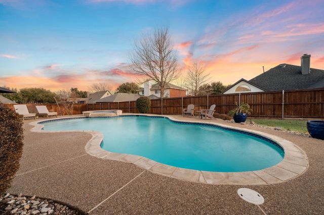 510 Springbranch Drive, Keller, TX 76248