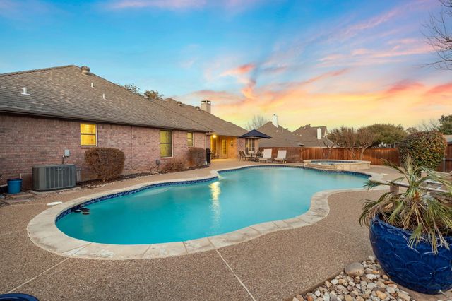 510 Springbranch Drive, Keller, TX 76248