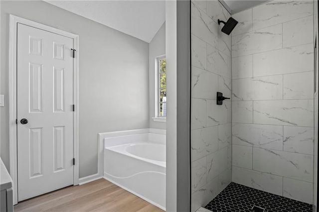 4418 Gladewood Run, Union City, GA 30291