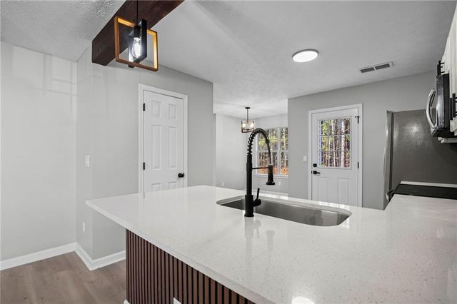 4418 Gladewood Run, Union City, GA 30291