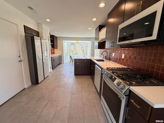 318 Lincoln Hill NW Avenue Northwest, Quincy, IL 62301