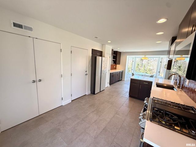 318 Lincoln Hill NW Avenue Northwest, Quincy, IL 62301