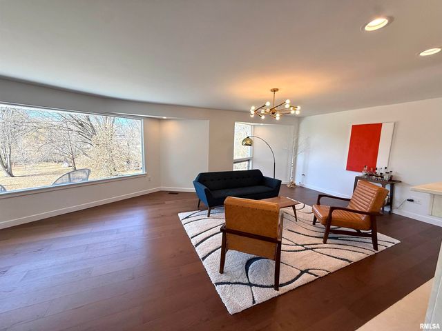 318 Lincoln Hill NW Avenue Northwest, Quincy, IL 62301