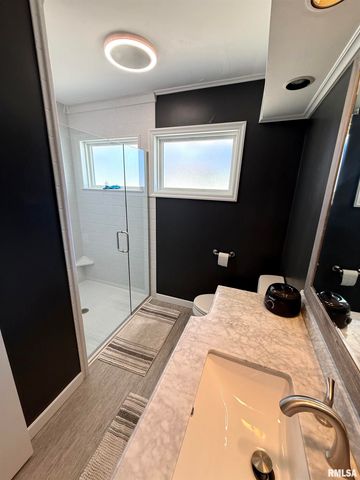 318 Lincoln Hill NW Avenue Northwest, Quincy, IL 62301