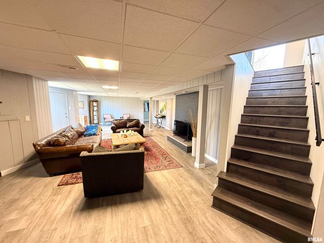 318 Lincoln Hill NW Avenue Northwest, Quincy, IL 62301