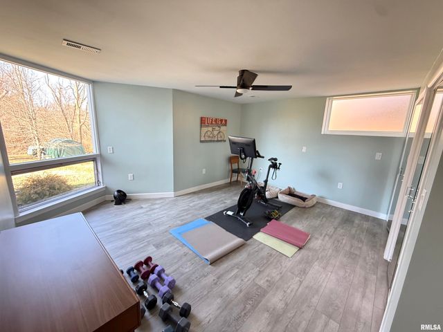 318 Lincoln Hill NW Avenue Northwest, Quincy, IL 62301