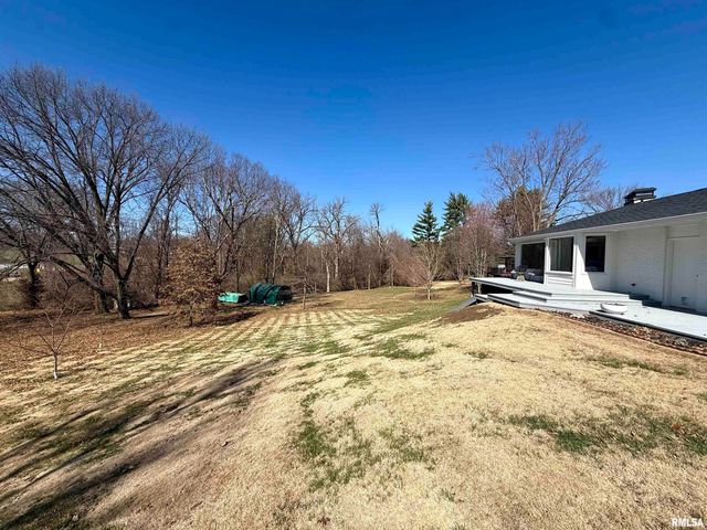 318 Lincoln Hill NW Avenue Northwest, Quincy, IL 62301