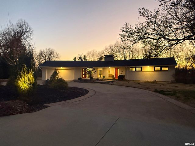 318 Lincoln Hill NW Avenue Northwest, Quincy, IL 62301