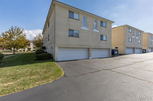12561 Chardin Place 3, St Louis, MO 63128