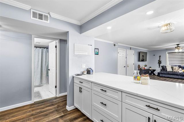 12561 Chardin Place 3, St Louis, MO 63128