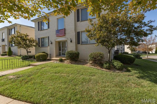 12561 Chardin Place 3, St Louis, MO 63128