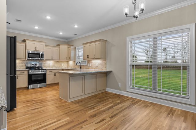 5405 Walnut Farms Boulevard, Christiana, TN 37037