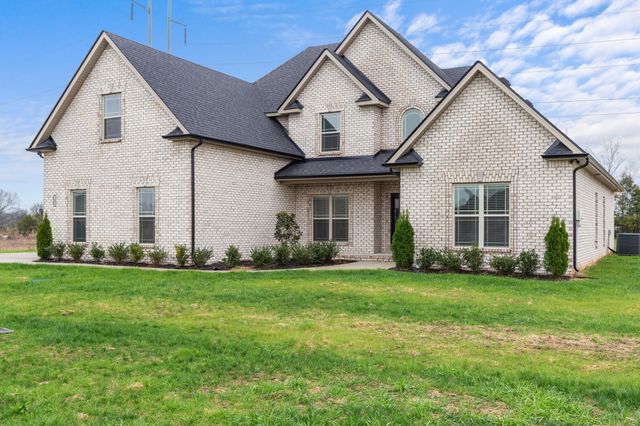 5405 Walnut Farms Boulevard, Christiana, TN 37037