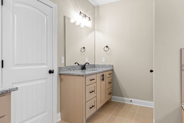 5405 Walnut Farms Boulevard, Christiana, TN 37037