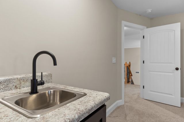 5405 Walnut Farms Boulevard, Christiana, TN 37037