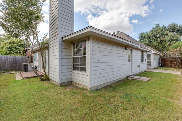 9120 Cumberland Drive, Irving, TX 75063