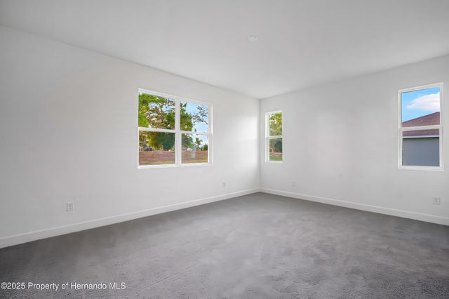 9127 PLAYERS Drive, Weeki Wachee, FL 34613