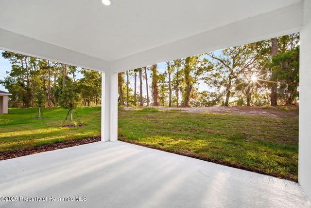 9127 PLAYERS Drive, Weeki Wachee, FL 34613