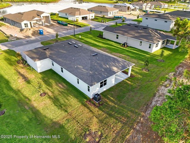 9127 PLAYERS Drive, Weeki Wachee, FL 34613