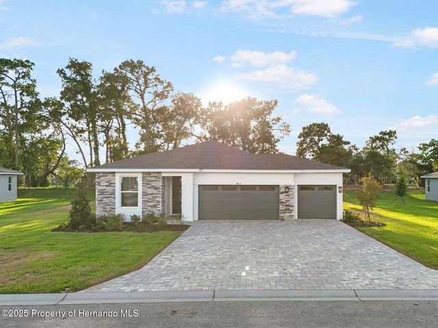 9127 PLAYERS Drive, Weeki Wachee, FL 34613