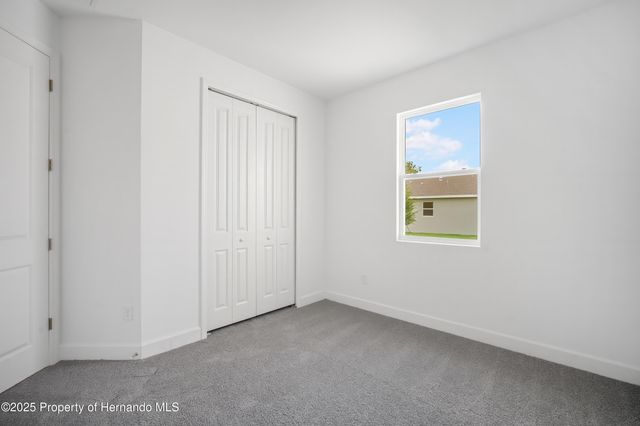 9127 PLAYERS Drive, Weeki Wachee, FL 34613