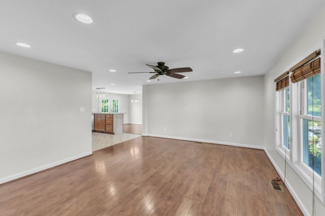 2418 Old Clarksville Pike, Ashland City, TN 37015
