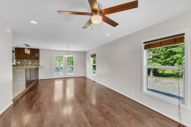 2418 Old Clarksville Pike, Ashland City, TN 37015