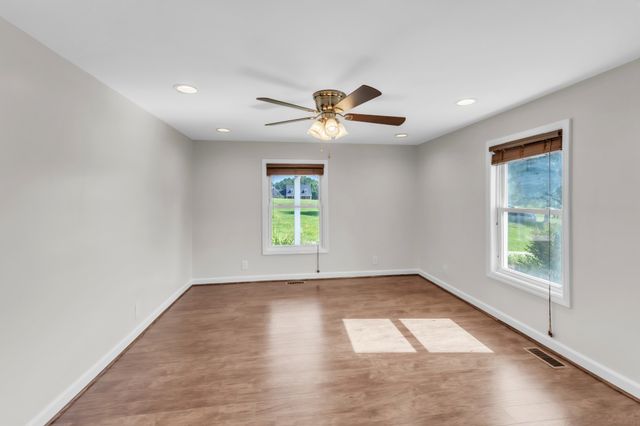 2418 Old Clarksville Pike, Ashland City, TN 37015