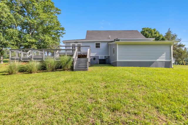 2418 Old Clarksville Pike, Ashland City, TN 37015