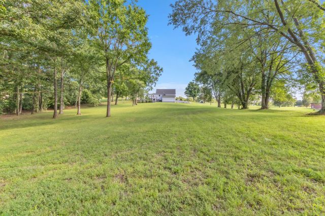 2418 Old Clarksville Pike, Ashland City, TN 37015