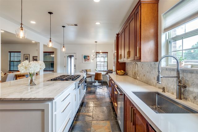 6002 Mercedes Avenue, Dallas, TX 75206