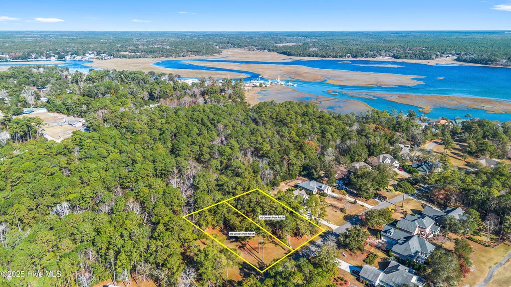 342 Genoes Point Road SW, Supply, NC 28462