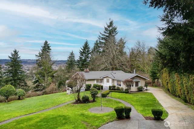 718 E Walnut Street, Kent, WA 98030