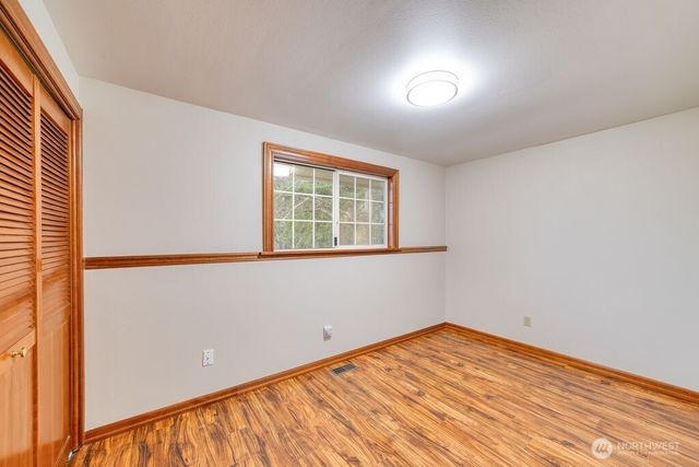 718 E Walnut Street, Kent, WA 98030