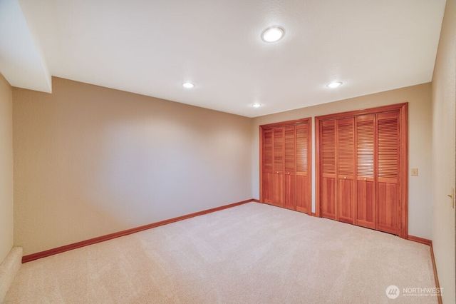 718 E Walnut Street, Kent, WA 98030