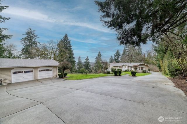 718 E Walnut Street, Kent, WA 98030
