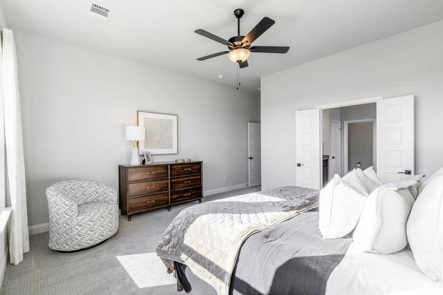 971 Richard Pittmon Drive, Desoto, TX 75115
