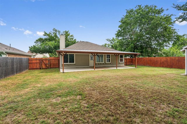 2005 E 19th ST, Georgetown, TX 78626