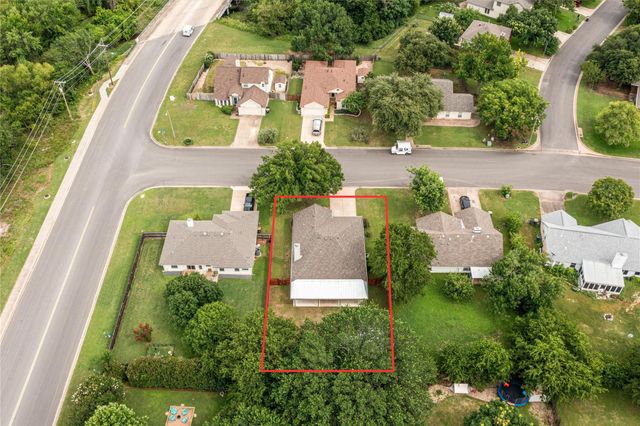 2005 E 19th ST, Georgetown, TX 78626