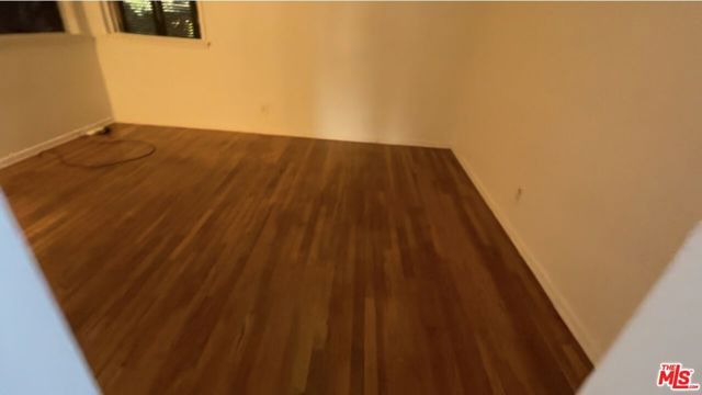 6550 Hanna Avenue, Woodland Hills (los Angeles), CA 91303
