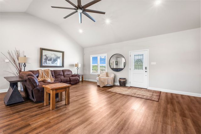 335 Remuda Trail, Stephenville, TX 76401